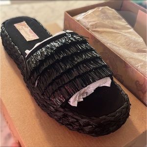 Band Of Gypsies Hula Slide On